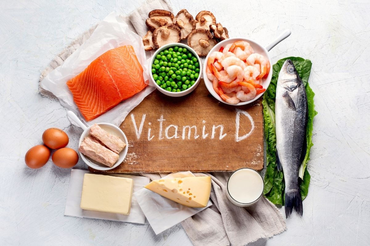 Bổ sung vitamin D qua tắm nắng và chế độ dinh dưỡng
